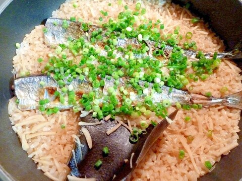 フライパンor土鍋で簡単美味な秋刀魚ご飯